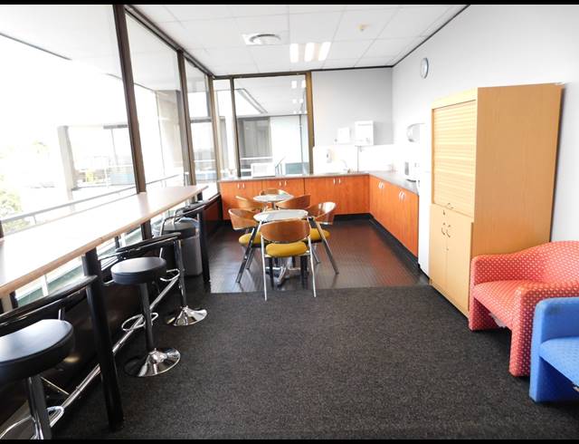 1,350M² OFFICE TO LET IN RANDBURG CENTRAL